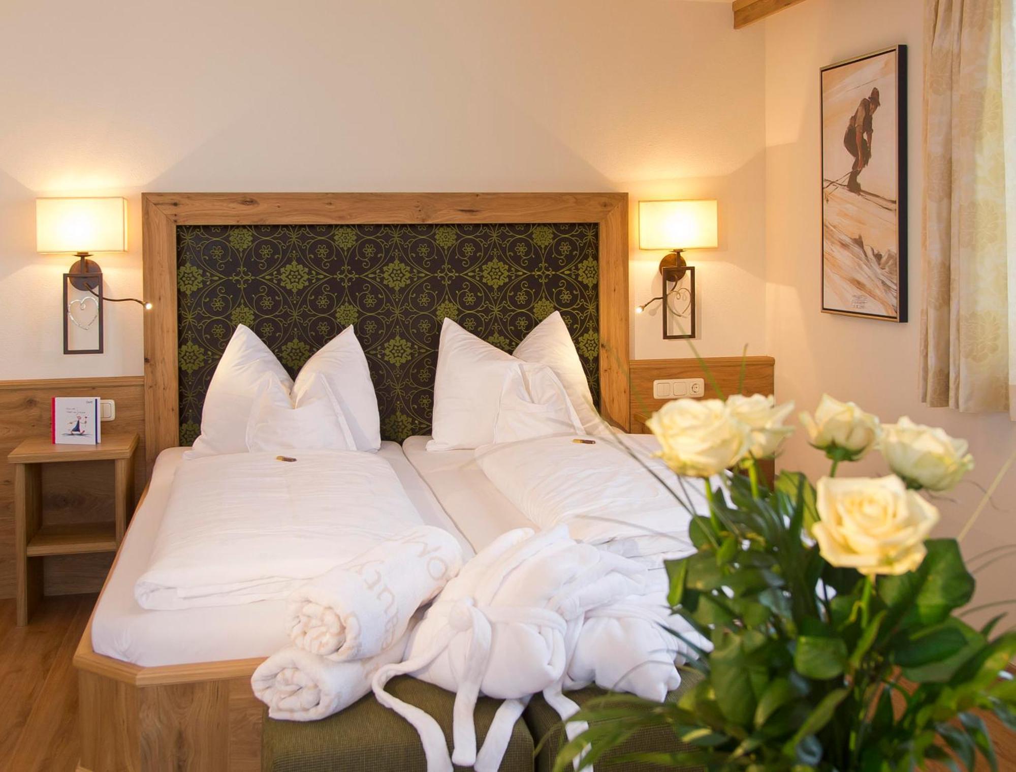 Hotel Garni Bavaria Ellmau Eksteriør bilde